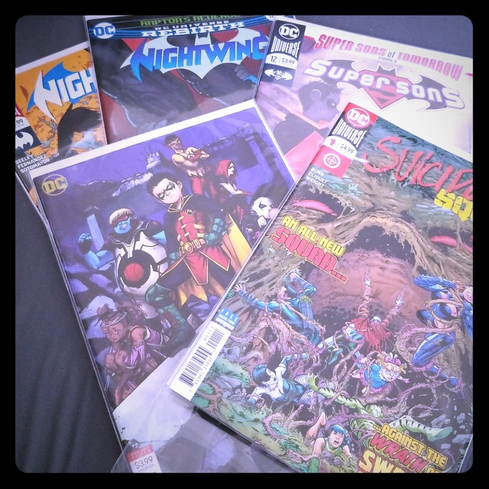 DC comic book bundle